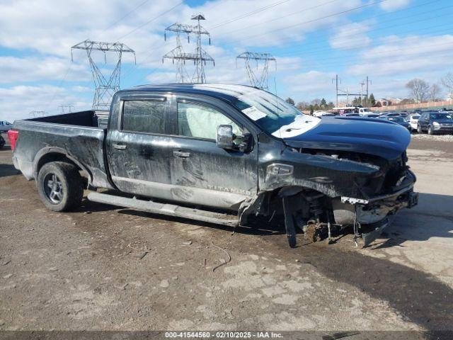  Salvage Nissan Titan