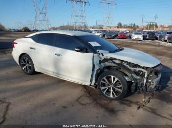  Salvage Nissan Maxima