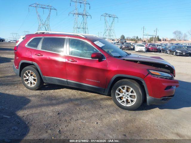  Salvage Jeep Cherokee