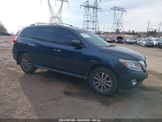  Salvage Nissan Pathfinder