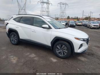  Salvage Hyundai TUCSON