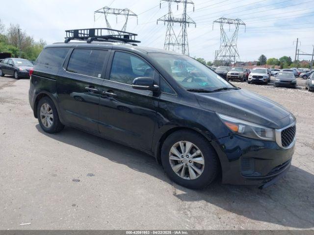  Salvage Kia Sedona