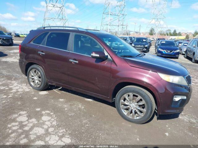  Salvage Kia Sorento
