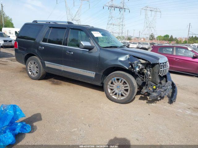  Salvage Lincoln Navigator