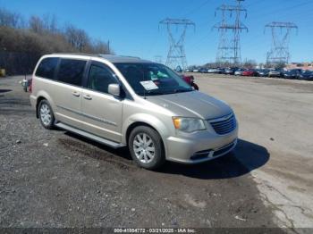  Salvage Chrysler Town & Country