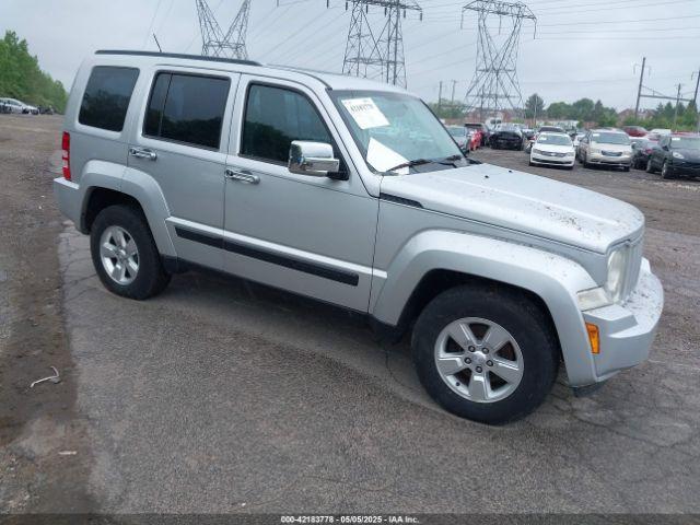  Salvage Jeep Liberty