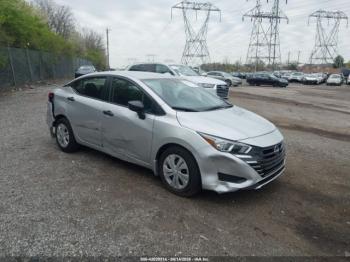  Salvage Nissan Versa