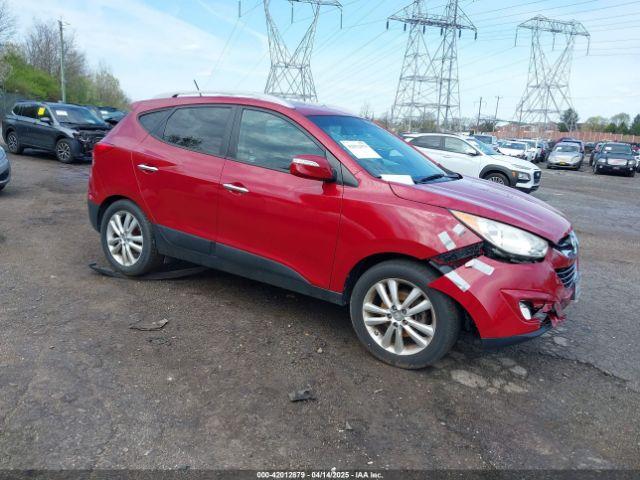  Salvage Hyundai TUCSON