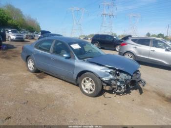  Salvage Ford Taurus