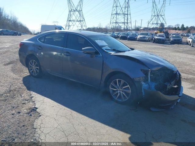  Salvage Lexus Es