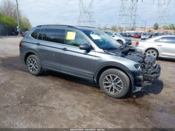  Salvage Volkswagen Tiguan