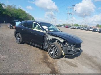  Salvage Maserati Levante