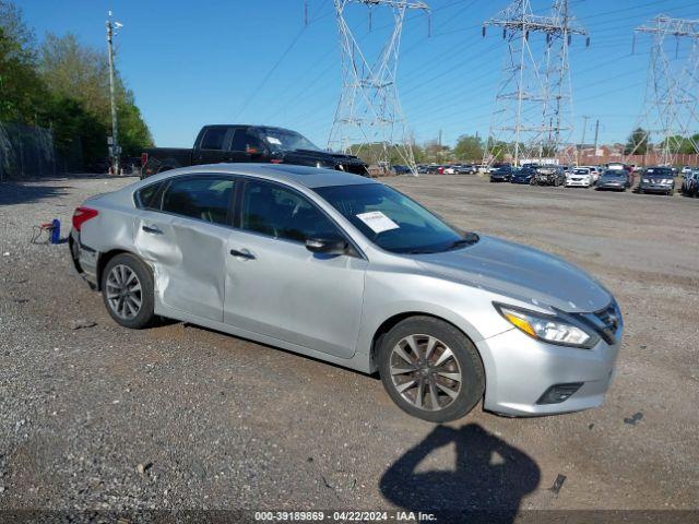  Salvage Nissan Altima