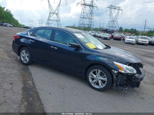  Salvage Nissan Altima