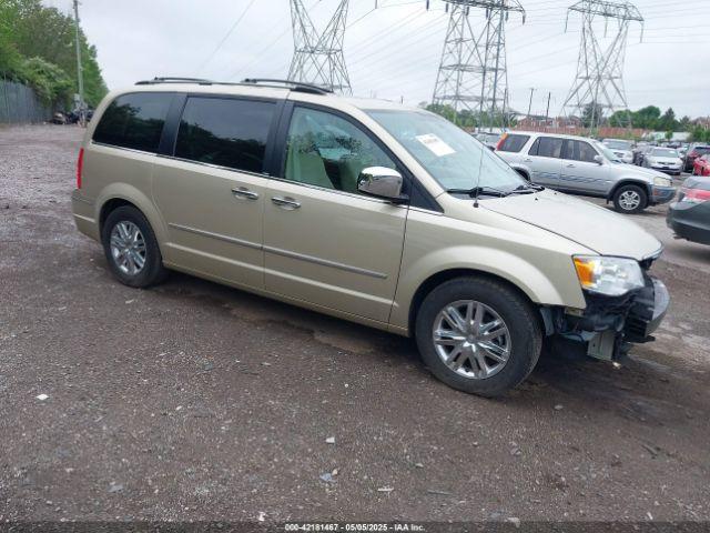  Salvage Chrysler Town & Country