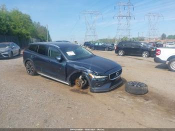  Salvage Volvo V60 Cross Country