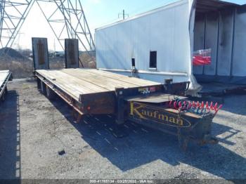  Salvage Kaufman Trailer