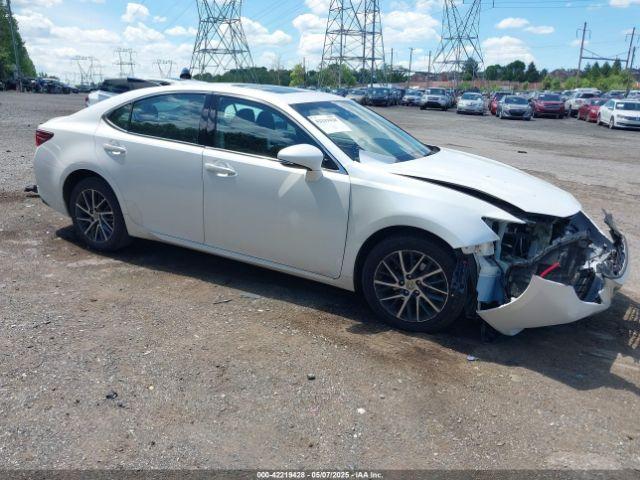  Salvage Lexus Es