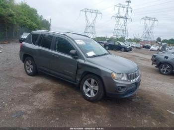  Salvage Jeep Compass
