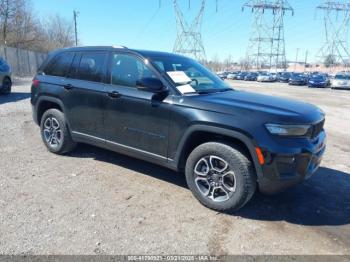  Salvage Jeep Grand Cherokee
