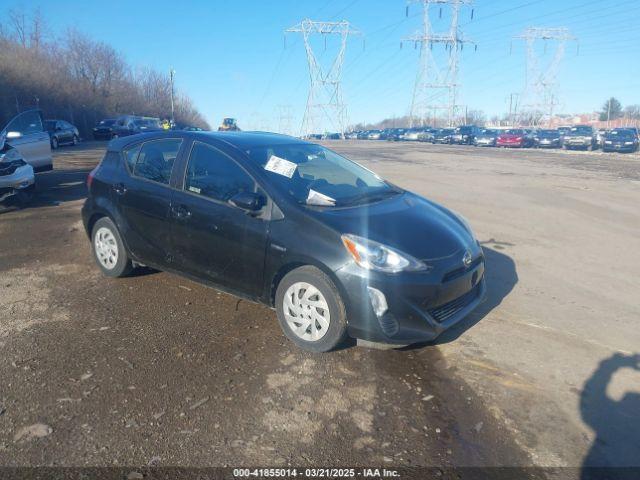 Salvage Toyota Prius c