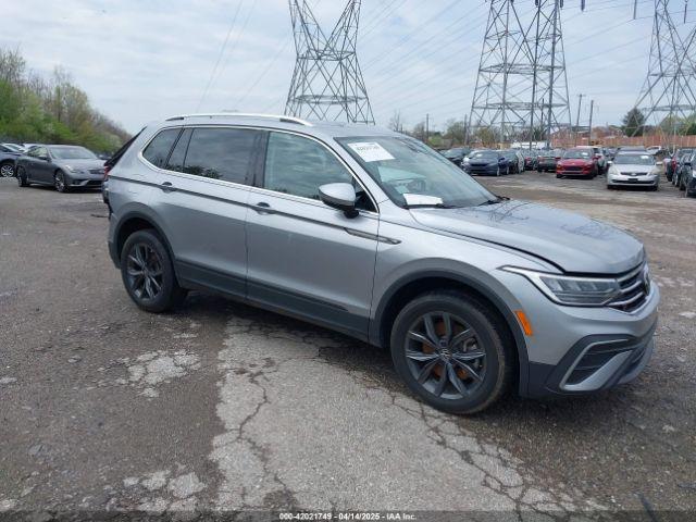  Salvage Volkswagen Tiguan