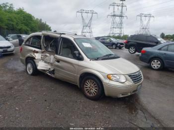  Salvage Chrysler Town & Country