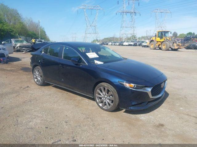  Salvage Mazda Mazda3