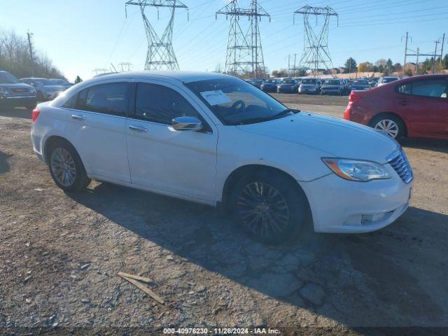  Salvage Chrysler 200