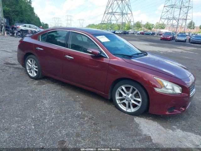  Salvage Nissan Maxima