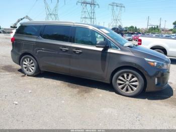  Salvage Kia Sedona