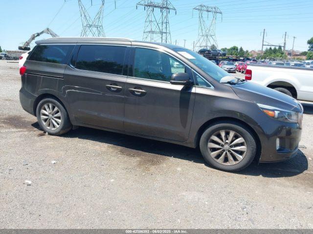  Salvage Kia Sedona