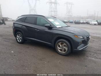  Salvage Hyundai TUCSON