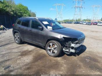  Salvage Jeep Cherokee