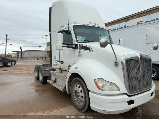  Salvage Kenworth T680