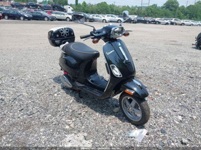  Salvage Vespa Lx