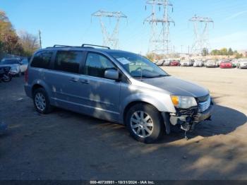  Salvage Chrysler Town & Country