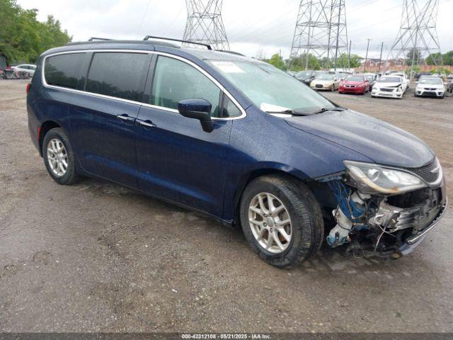  Salvage Chrysler Pacifica