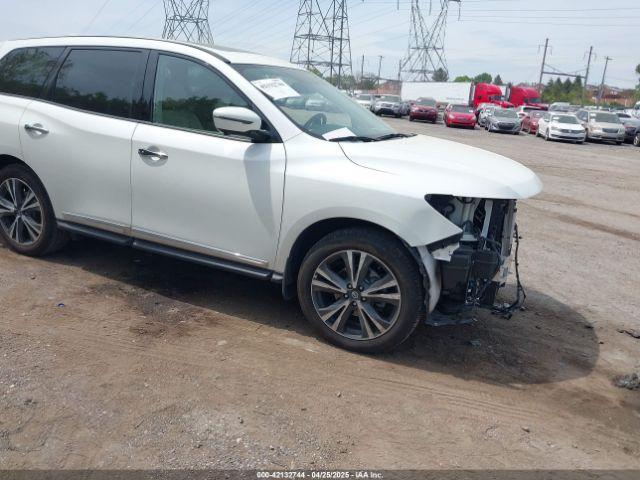  Salvage Nissan Pathfinder