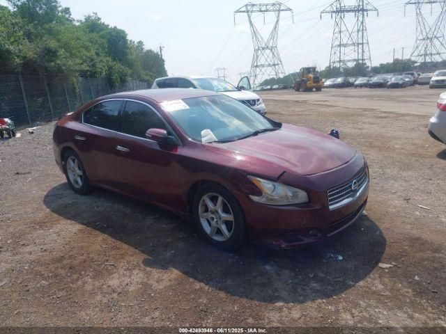  Salvage Nissan Maxima