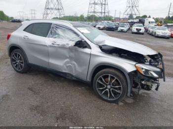  Salvage Mercedes-Benz GLA