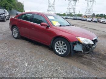  Salvage Chrysler 200
