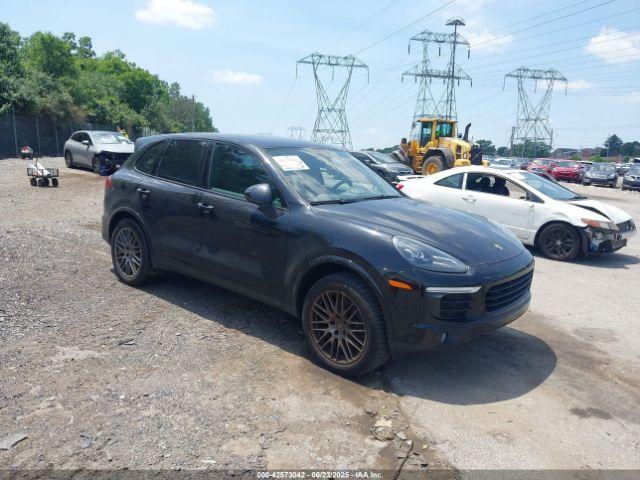  Salvage Porsche Cayenne