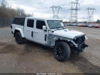  Salvage Jeep Gladiator