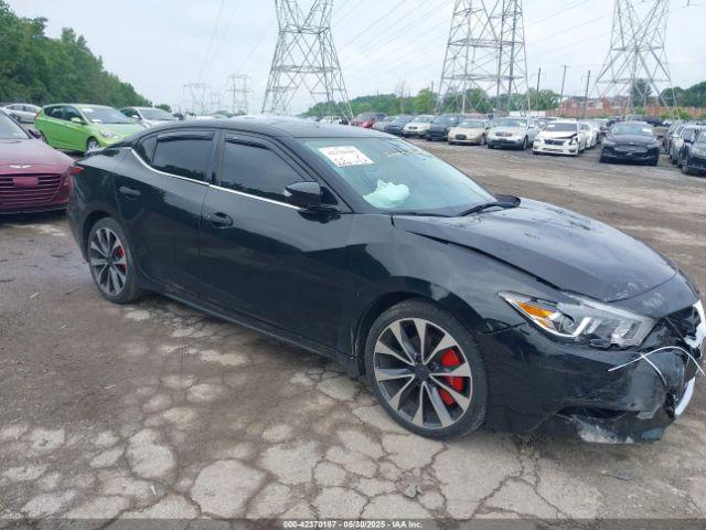  Salvage Nissan Maxima