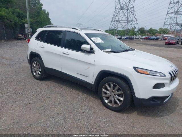  Salvage Jeep Cherokee