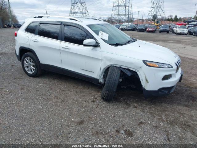  Salvage Jeep Cherokee