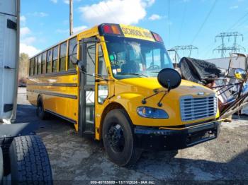  Salvage Freightliner Chassis