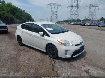  Salvage Toyota Prius