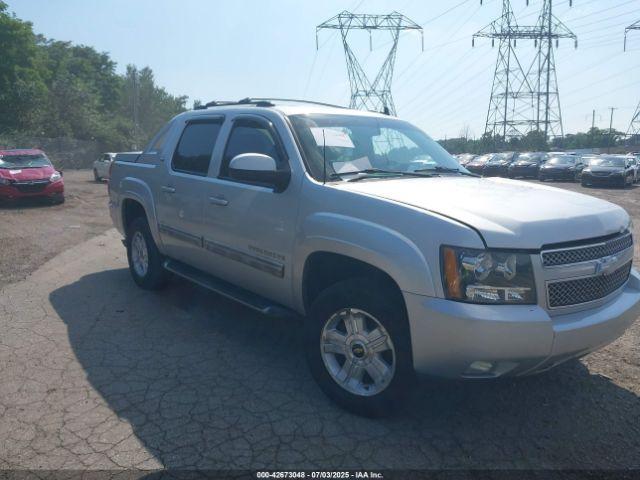  Salvage Chevrolet Avalanche 1500